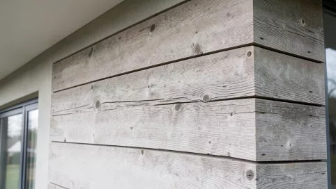 odbijanie deski na elewacji cena