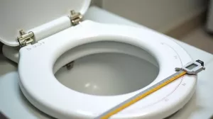 jak zmierzyć deskę sedesową